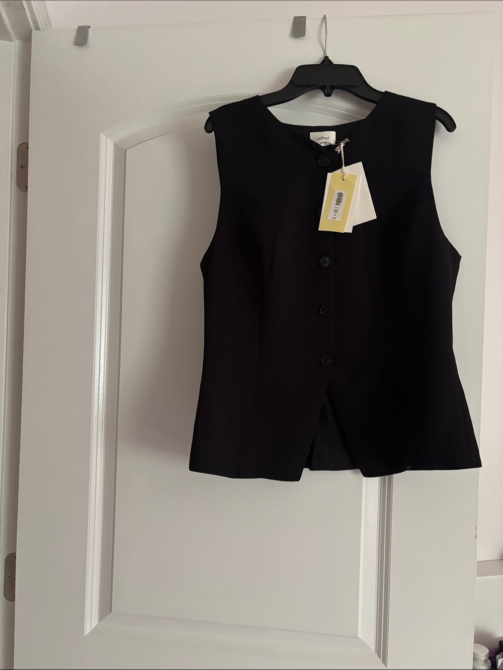 Aritzia Wilfred Regal Black Vest - size 10